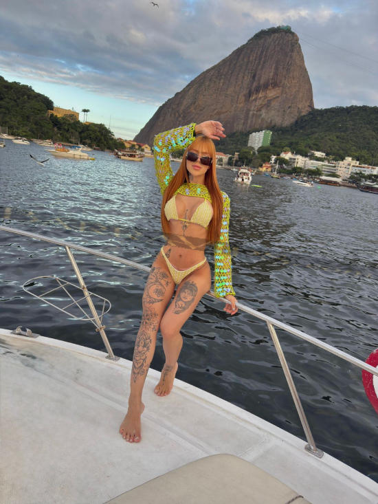 Acompanhantes de luxo barra